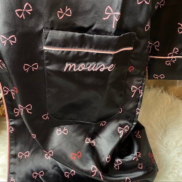 DISNEY DISNEYLAND MINNIE MOUSE NEW NWT WOMENS ROBE PAJAMA SIZE XS - Picture 3 of 8